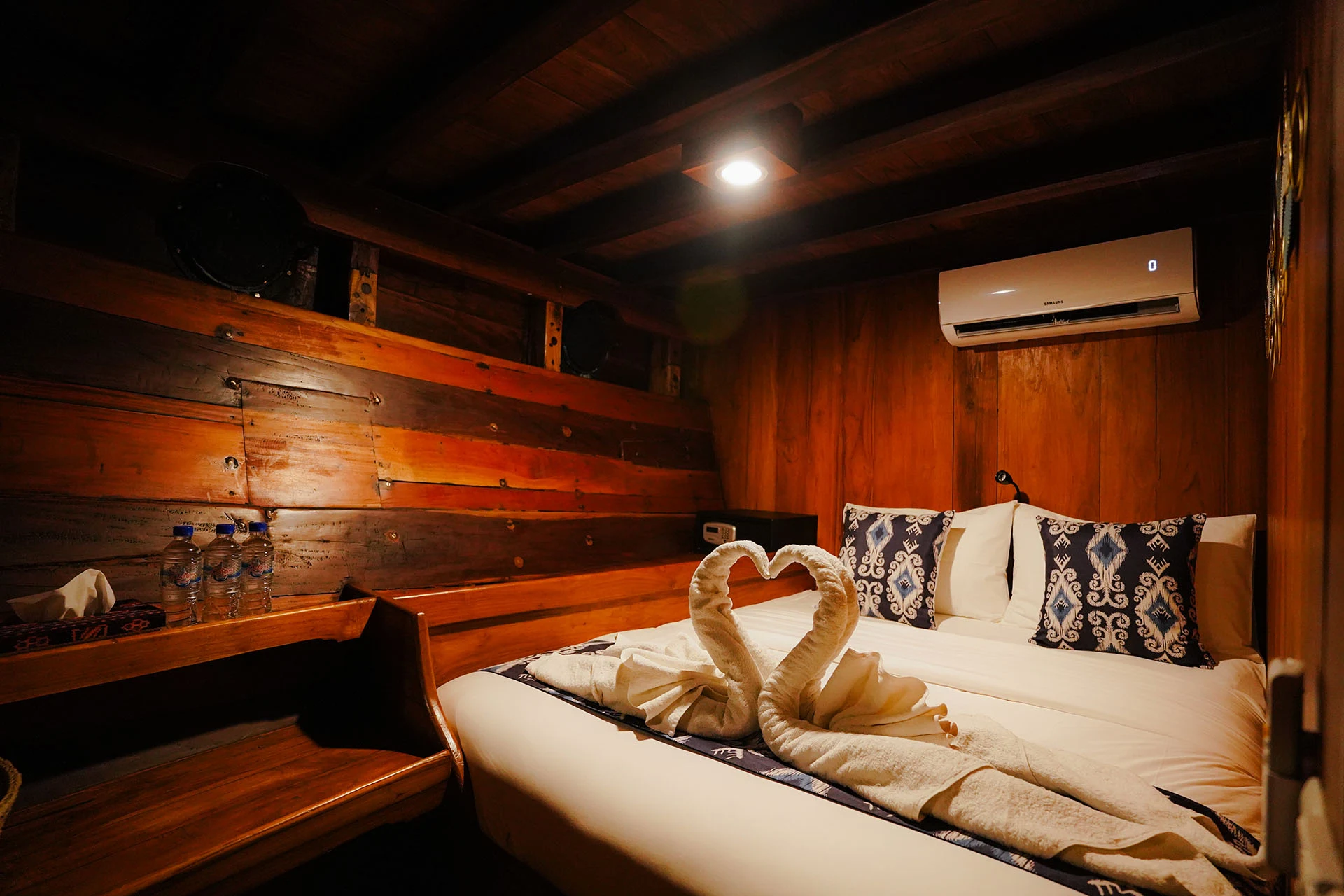 Double Beds Cabin_Adshree_2