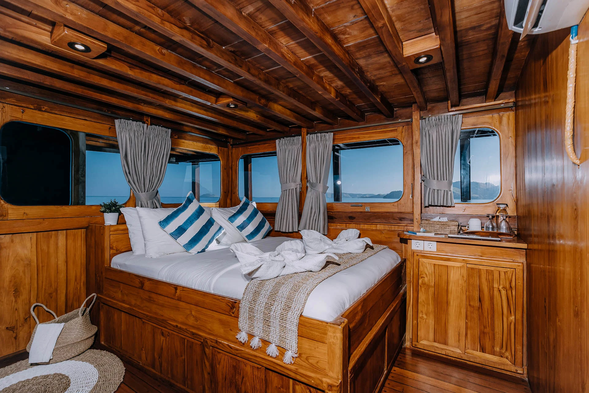 Master Cabin_Adshree_1