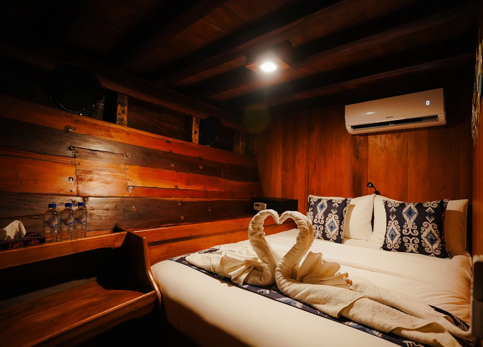 Double Beds Cabin_Adshree_2